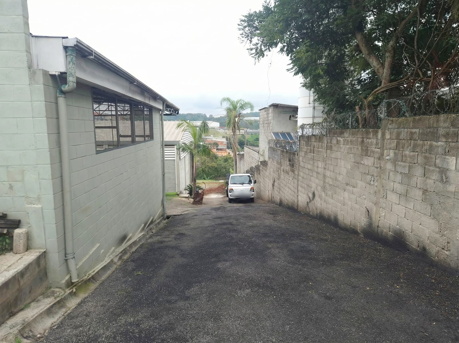 Galpão Industrial com 1000m² para Aluguel – Cajamar