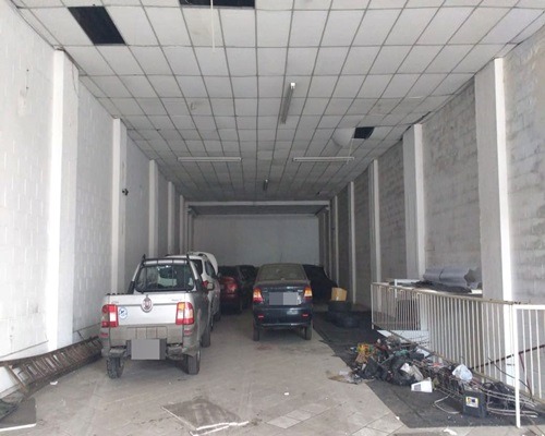 Galpão Comercial com 650m² para Aluguel e Venda – Diadema