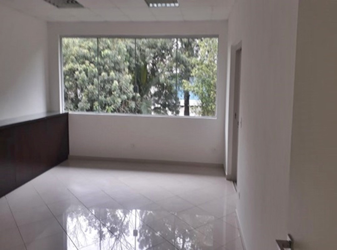 Galpão Industrial com 6119.38m² para Venda – Diadema