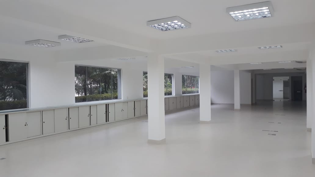 Galpão Industrial com 6119.38m² para Venda – Diadema