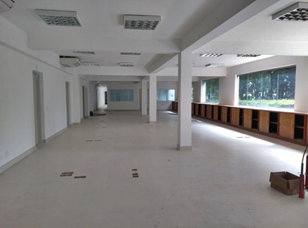 Galpão Industrial com 6119.38m² para Venda – Diadema