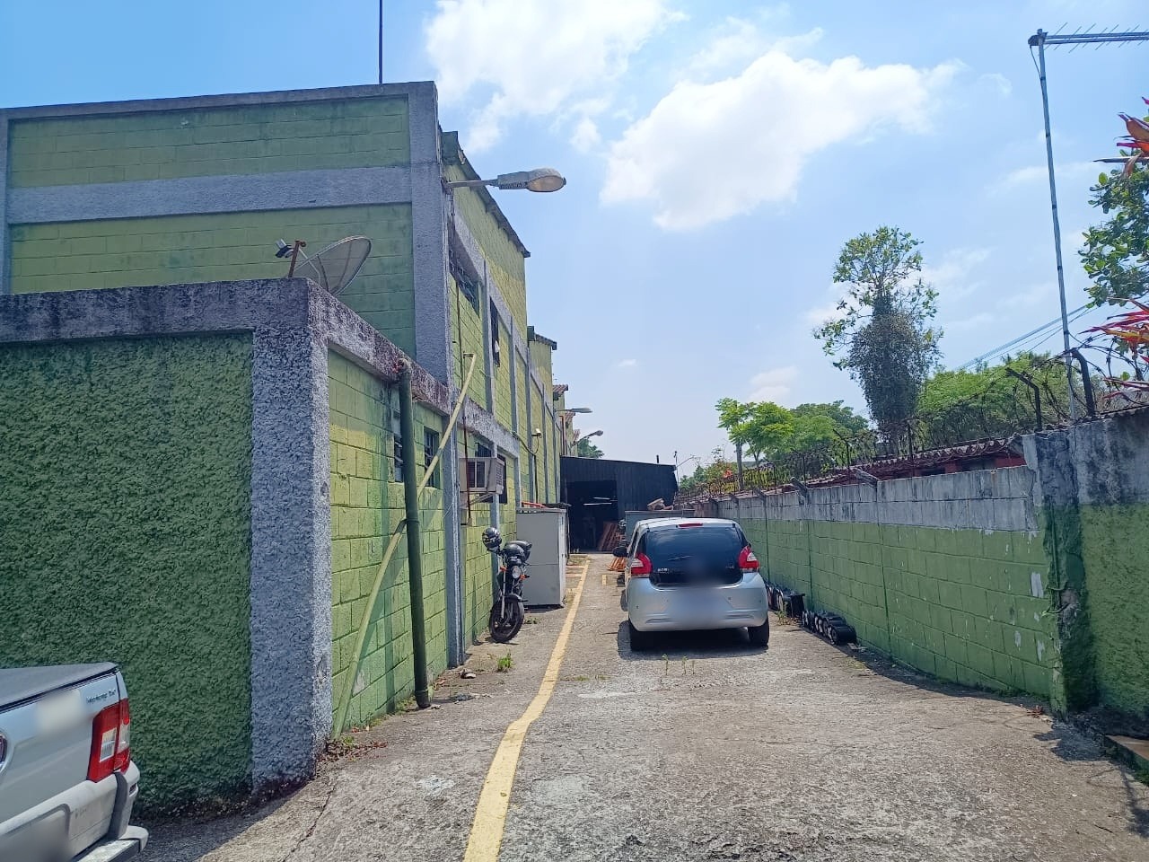 Galpão Industrial com 1811m² para Aluguel e Venda – Diadema
