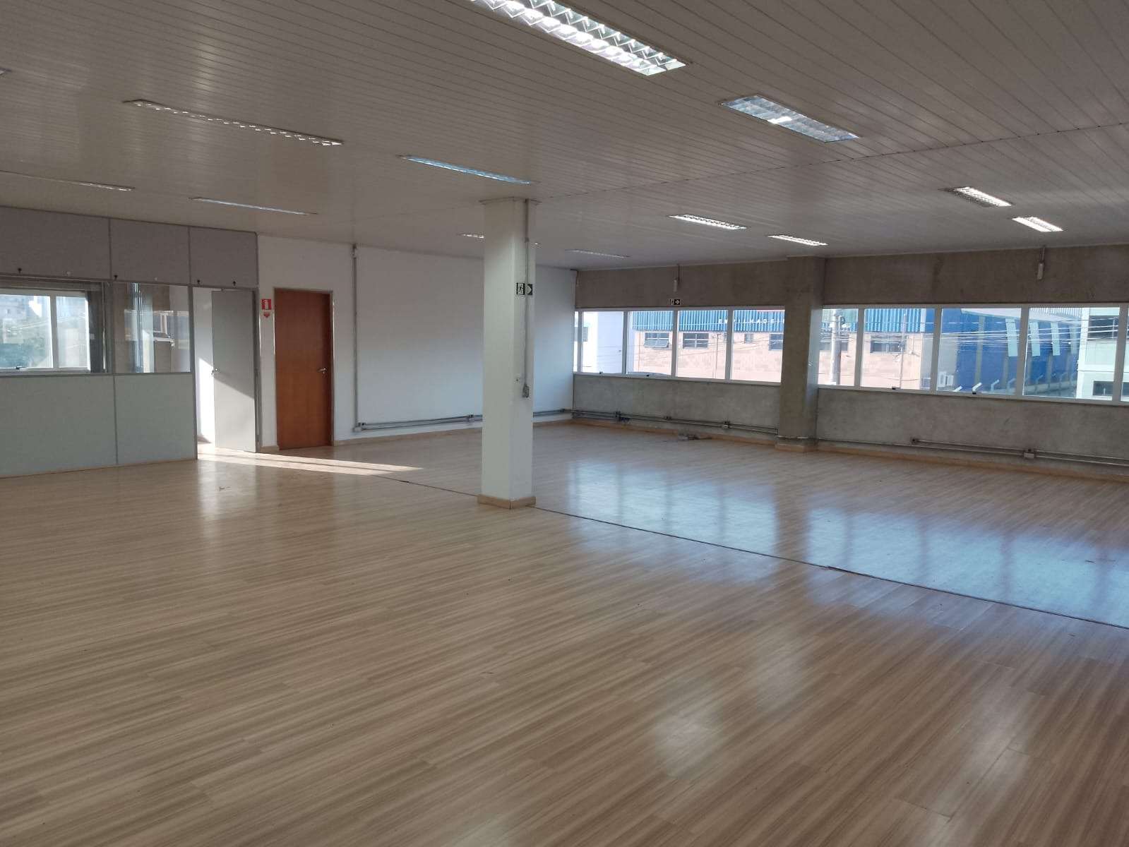 Galpão Industrial com 2646m² para Aluguel e Venda – Jundiaí