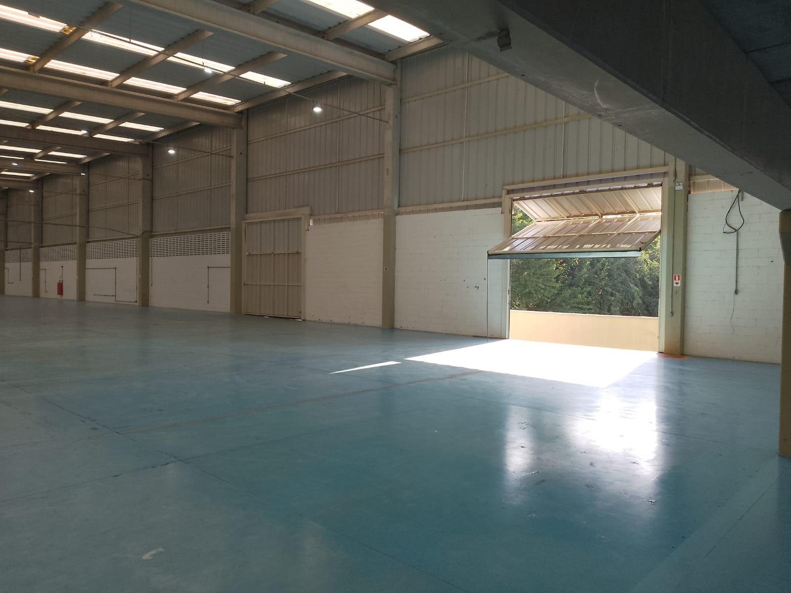 Galpão Industrial com 2646m² para Aluguel e Venda – Jundiaí