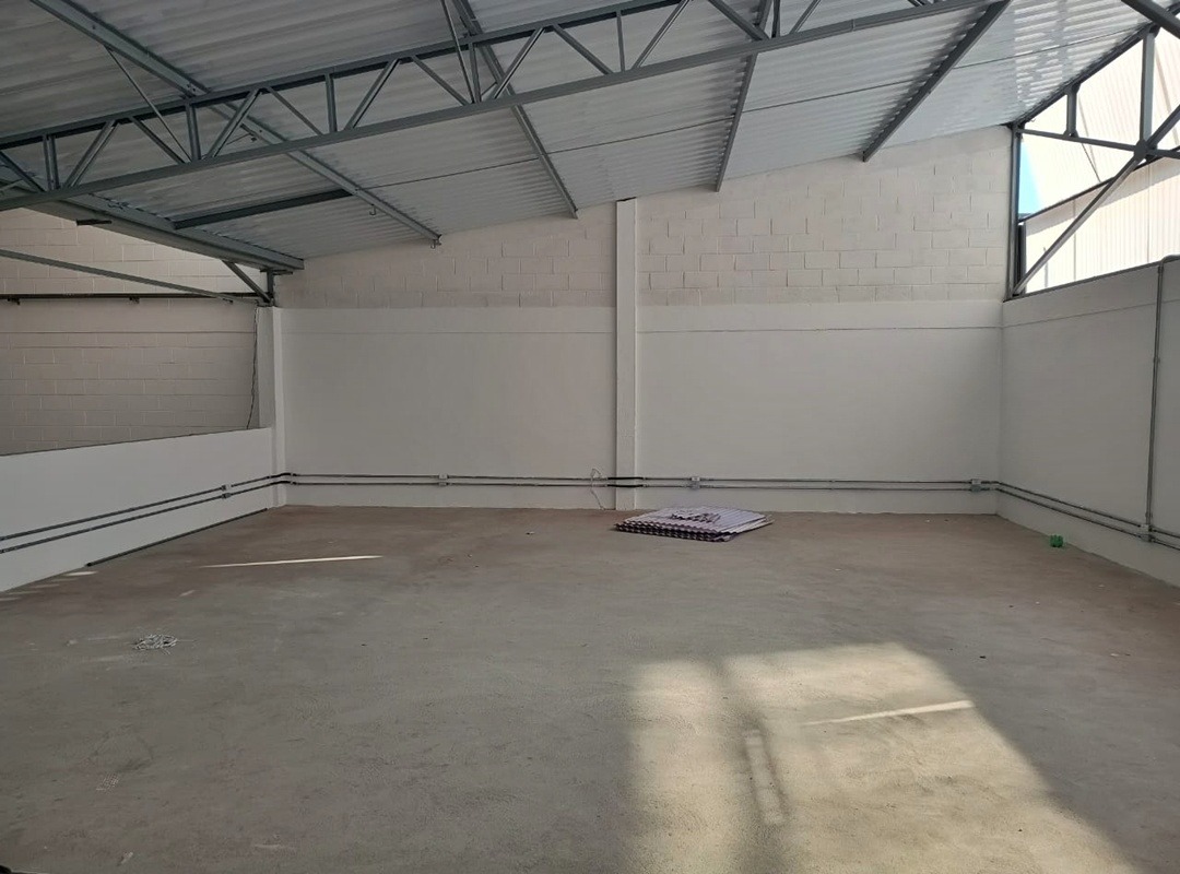 Galpão Industrial com 613.64m² para Aluguel – Diadema