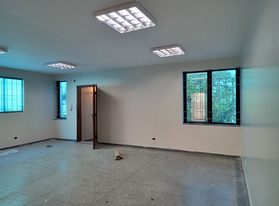 Galpão Industrial com 613.64m² para Aluguel – Diadema