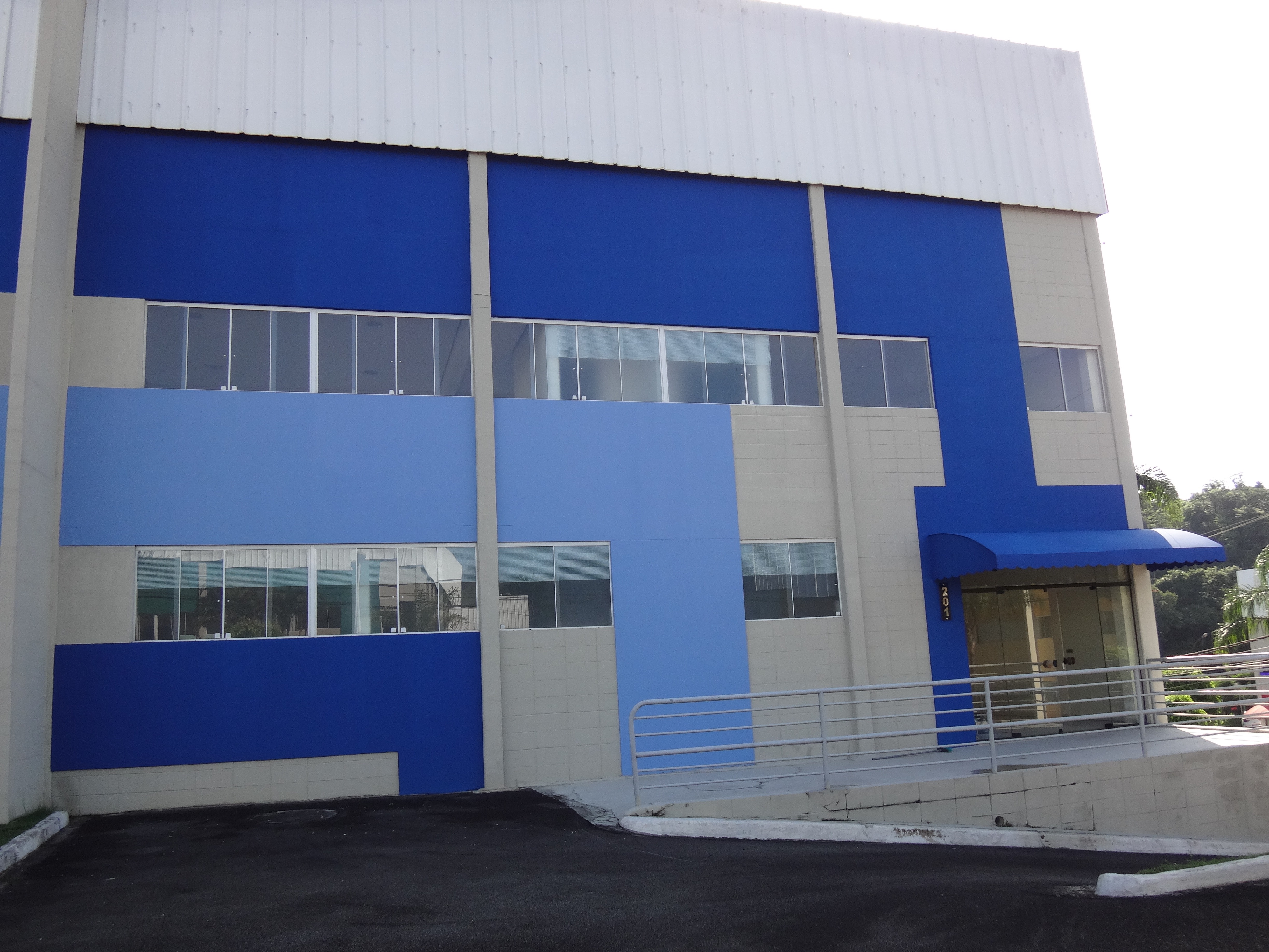 Galpão em Condomínio com 725m² para Aluguel – Santana de Parnaíba