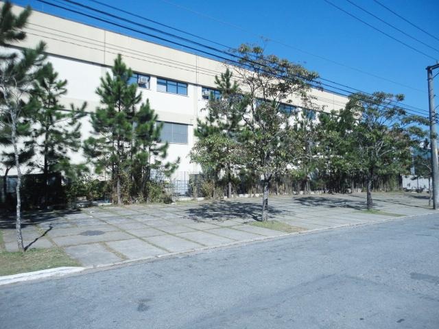 Galpão Industrial com 1074.92m² para Aluguel e Venda – Barueri