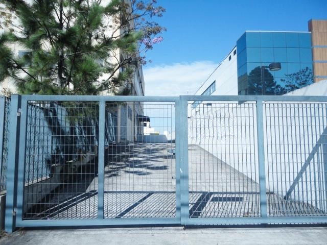 Galpão Industrial com 1074.92m² para Aluguel e Venda – Barueri