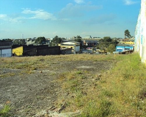 Terrenos e Áreas com 0m² para Venda – Diadema