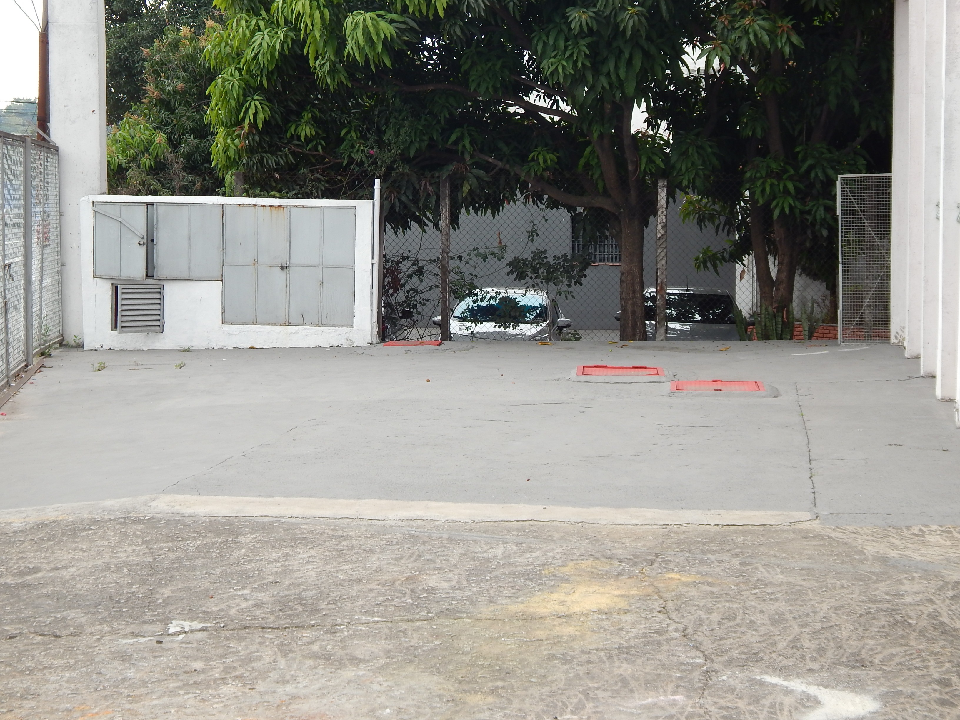 Galpão Industrial com 1382.54m² para Venda – Diadema