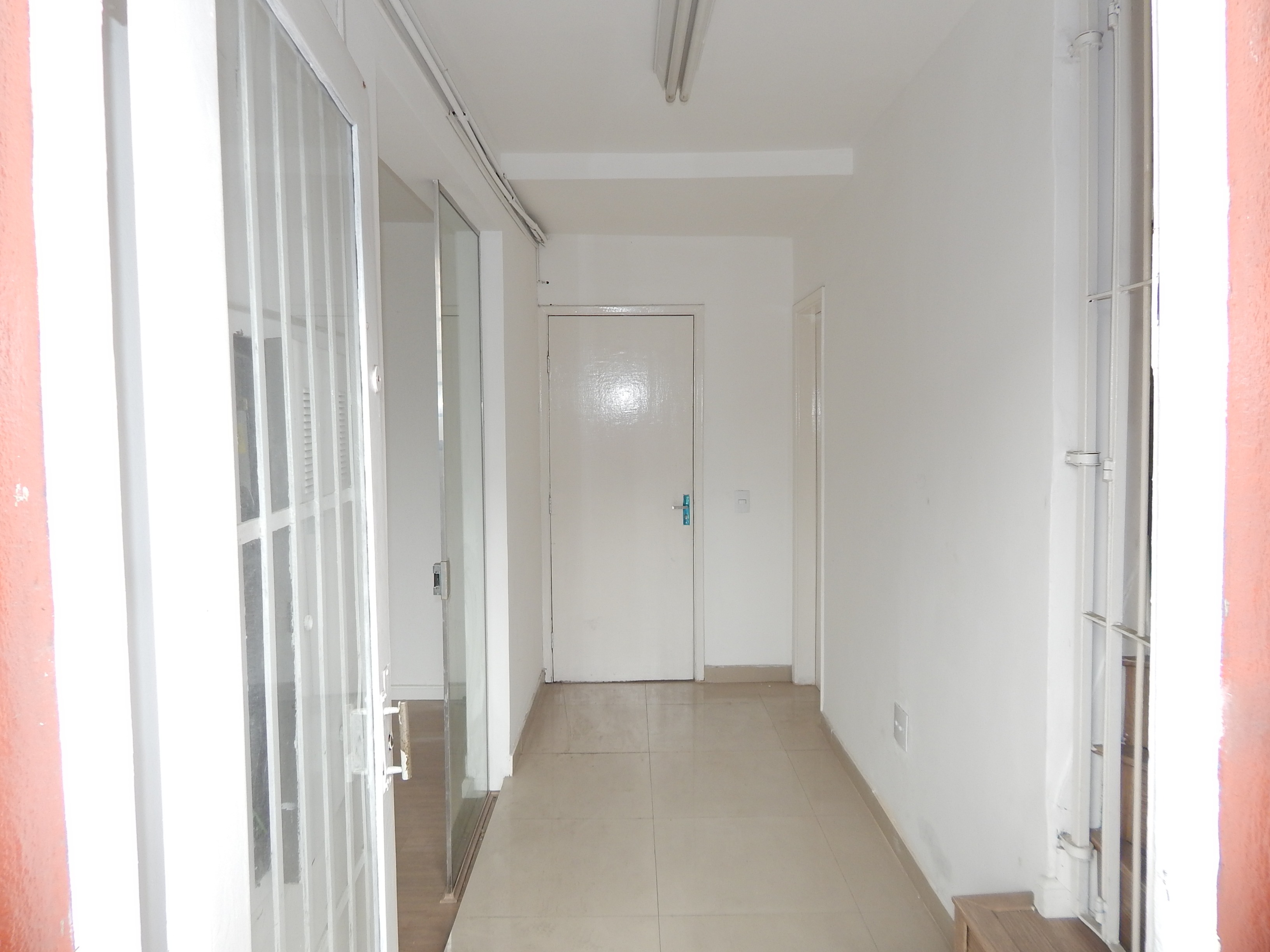 Galpão Industrial com 1382.54m² para Venda – Diadema