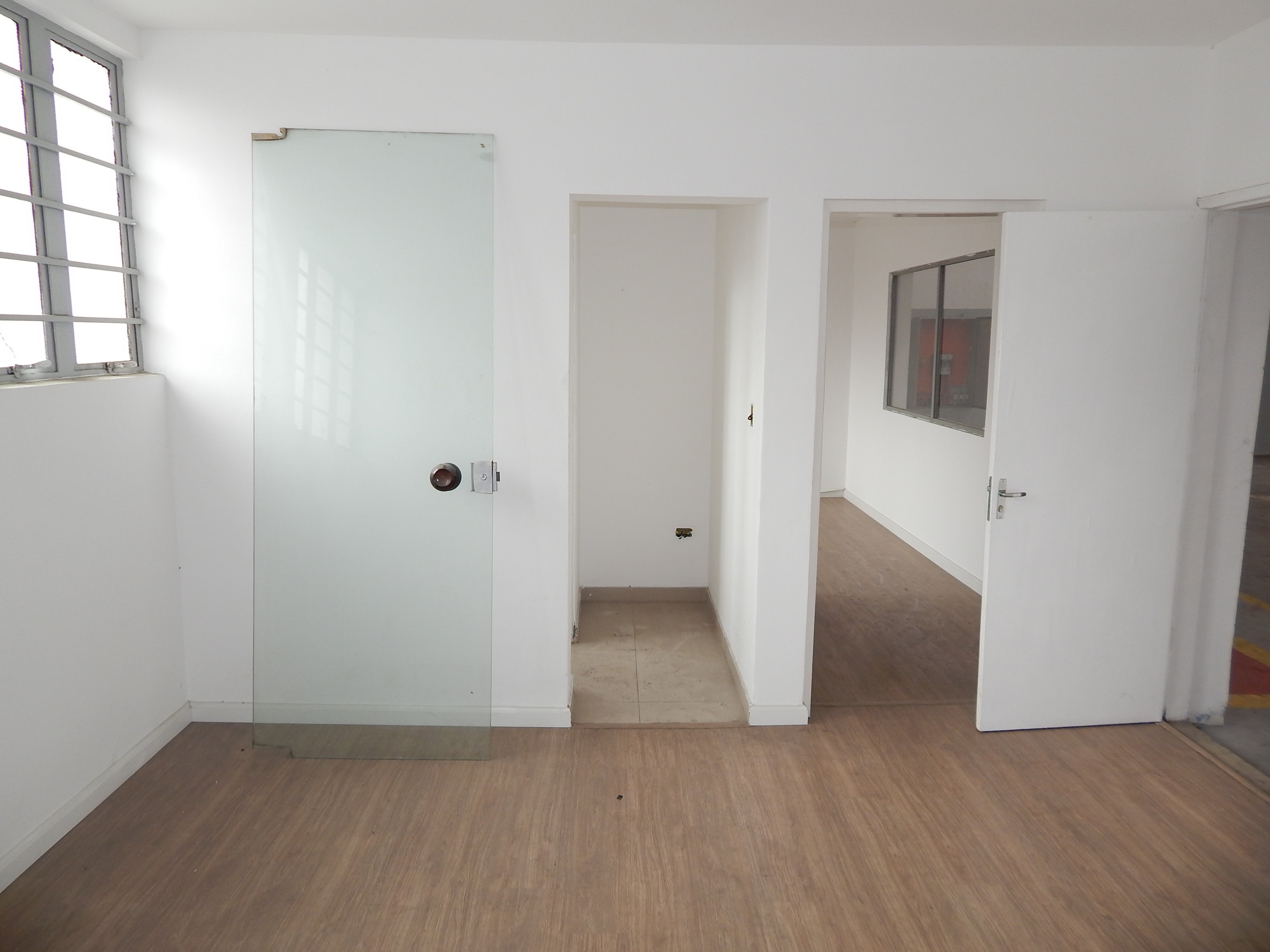 Galpão Industrial com 1382.54m² para Venda – Diadema