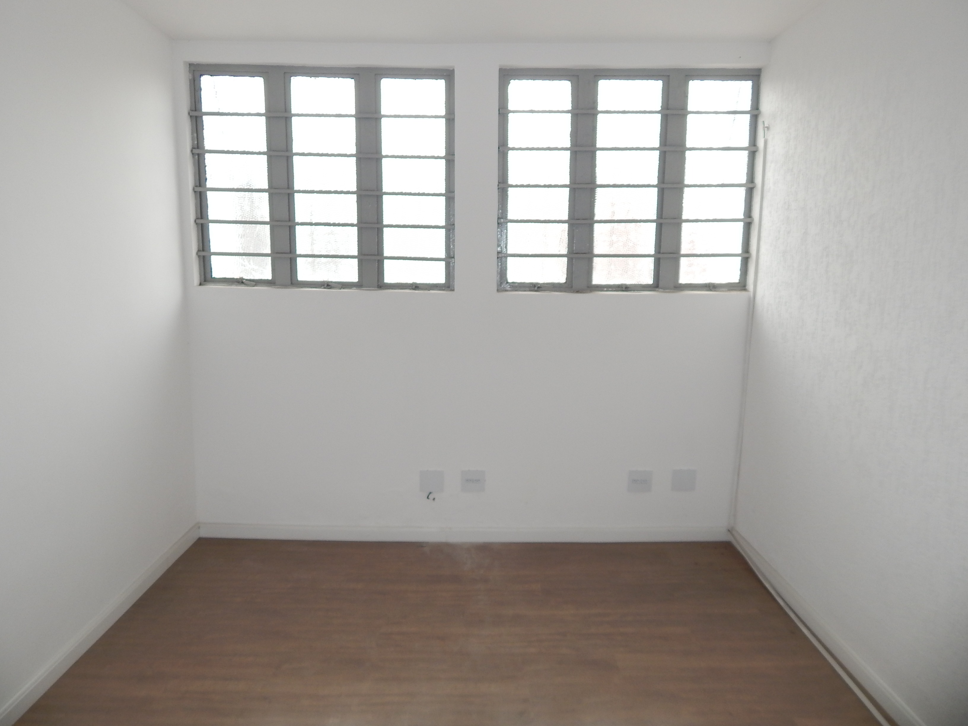 Galpão Industrial com 1382.54m² para Venda – Diadema