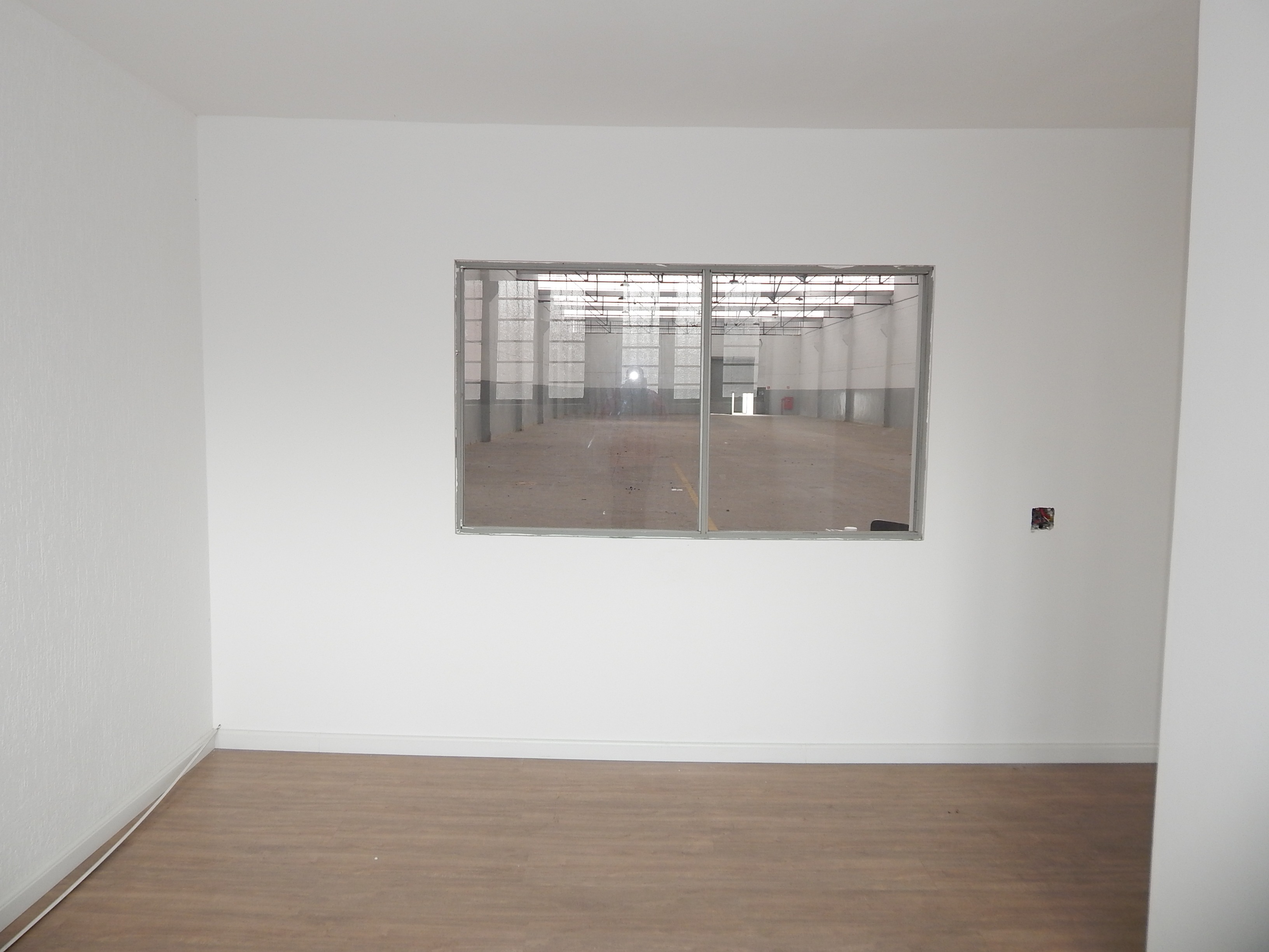 Galpão Industrial com 1382.54m² para Venda – Diadema