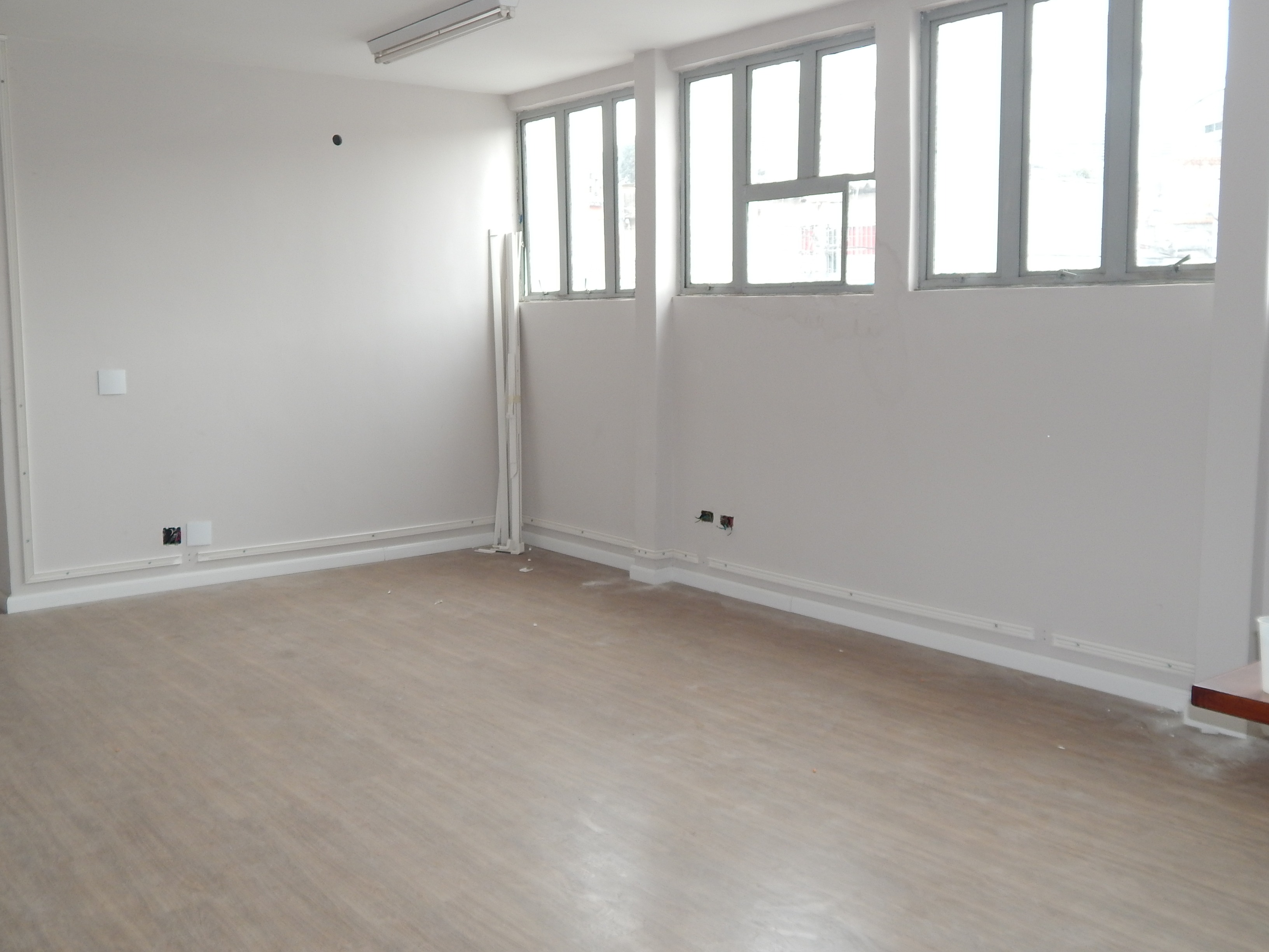 Galpão Industrial com 1382.54m² para Venda – Diadema