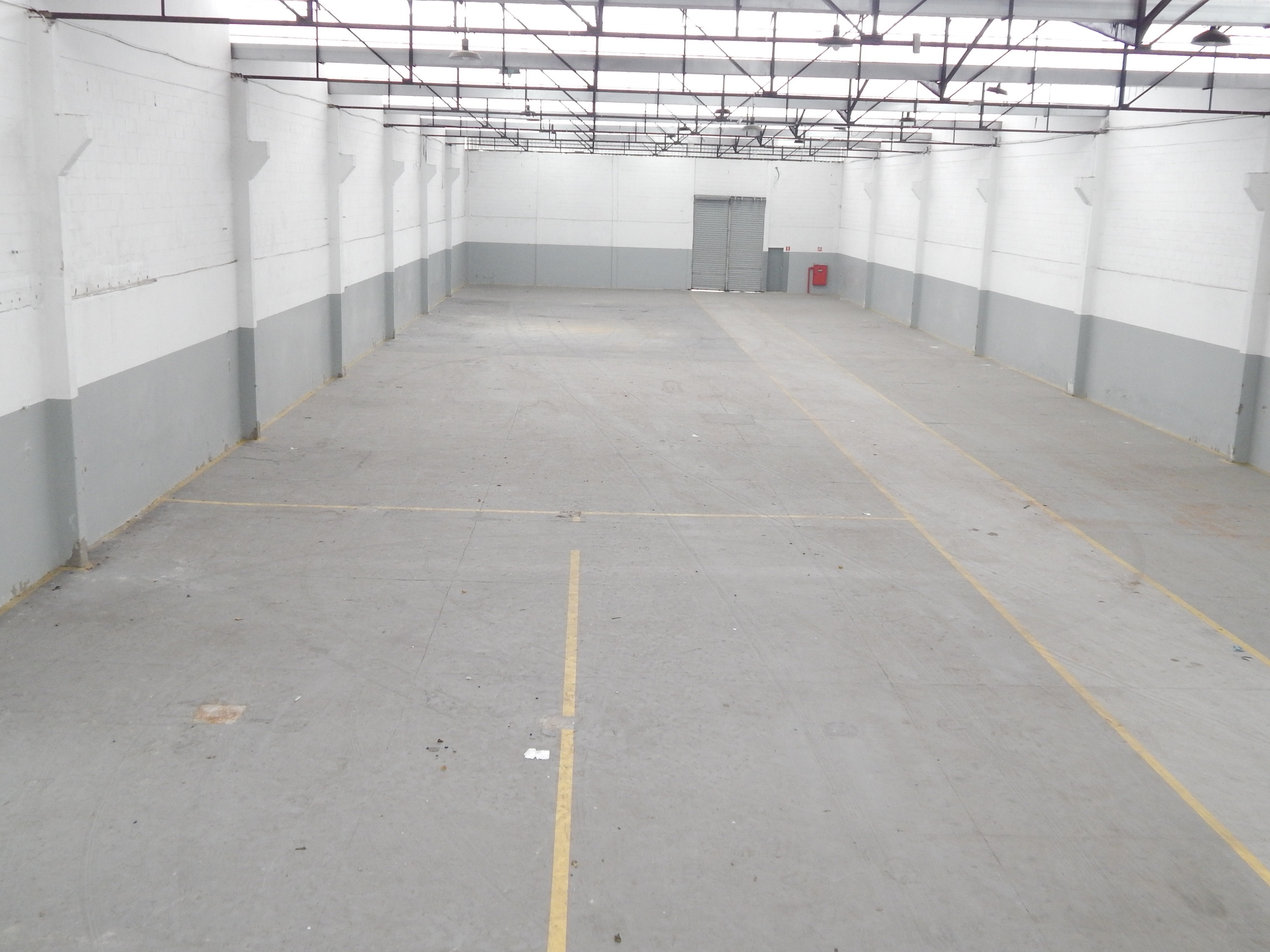 Galpão Industrial com 1382.54m² para Venda – Diadema