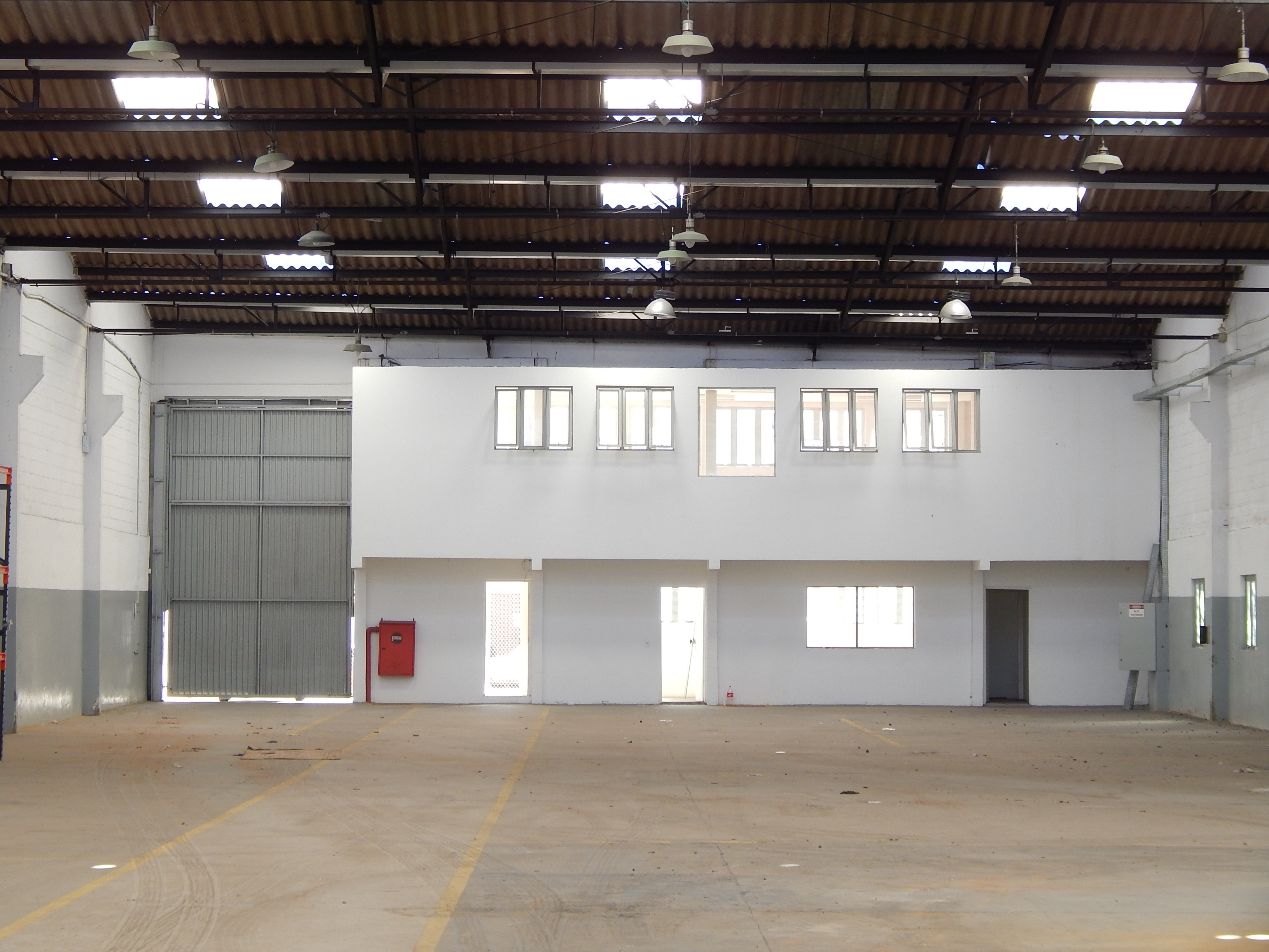 Galpão Industrial com 1382.54m² para Venda – Diadema