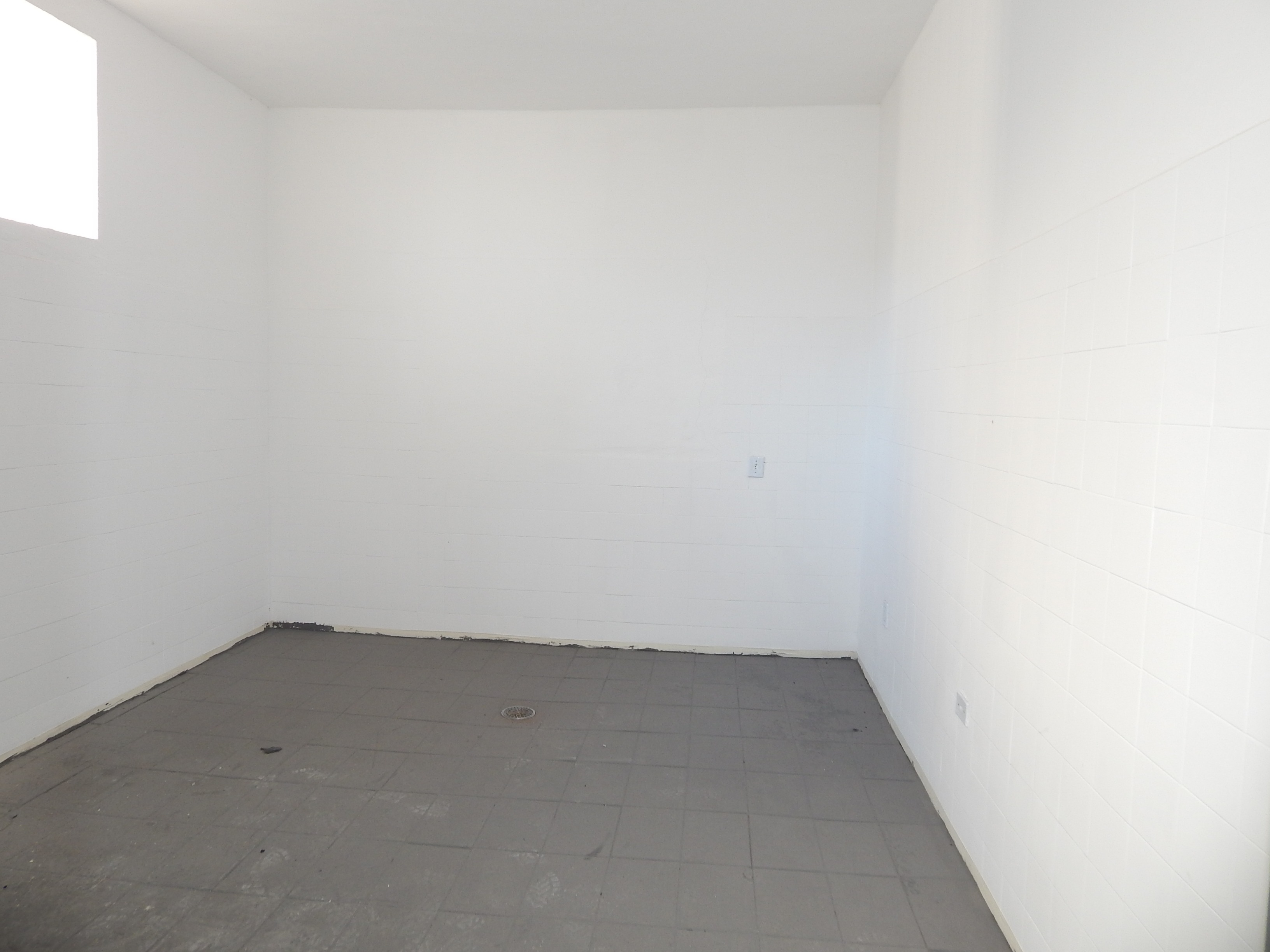 Galpão Industrial com 1382.54m² para Venda – Diadema