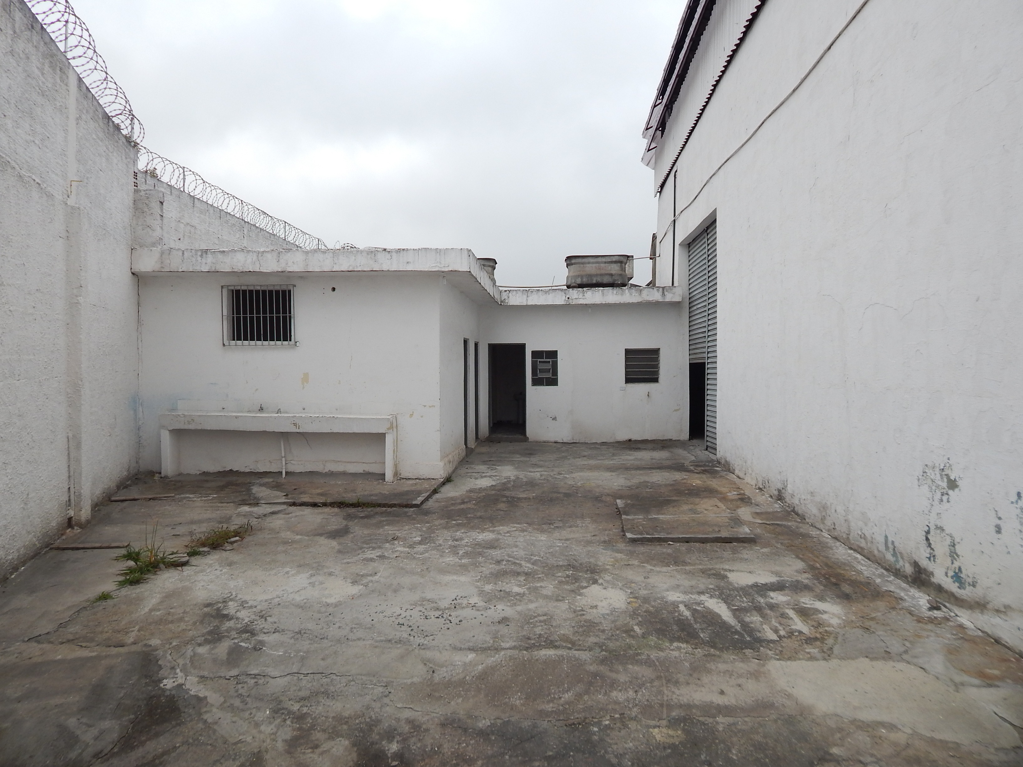 Galpão Industrial com 1382.54m² para Venda – Diadema