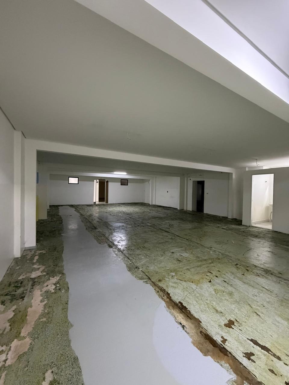 Galpão Comercial com 500m² para Aluguel – São Paulo