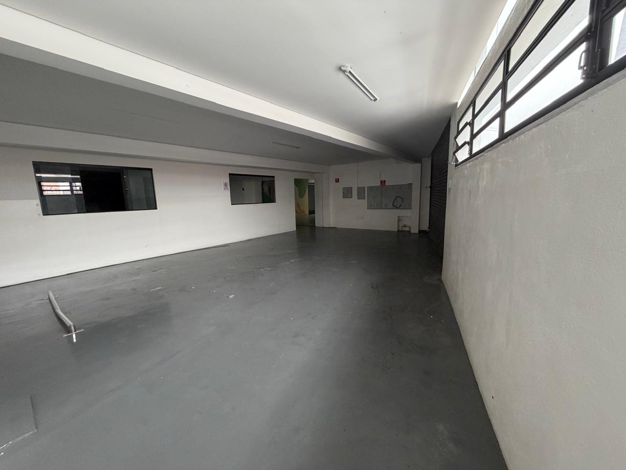Galpão Comercial com 500m² para Aluguel – São Paulo
