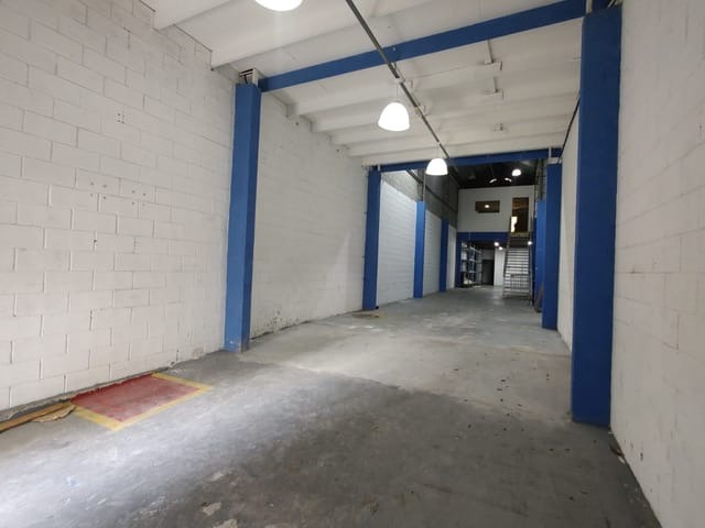 Galpão Industrial com 390m² para Aluguel – São Bernardo do Campo
