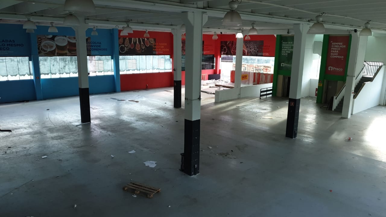 Galpão Comercial com 3550m² para Aluguel – Guarujá