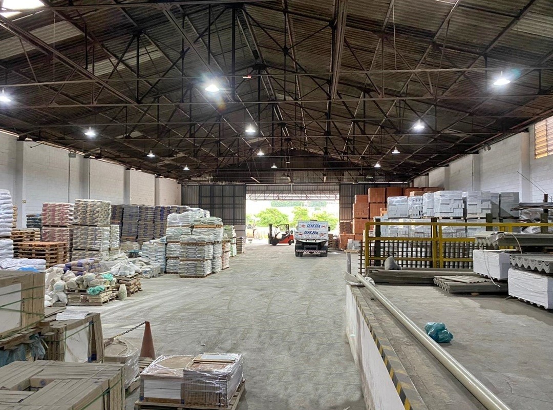 Galpão Industrial com 2300m² para Aluguel – Diadema
