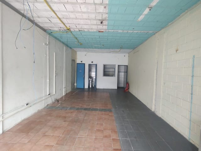 Galpão Comercial com 57.64m² para Aluguel – São Bernardo do Campo