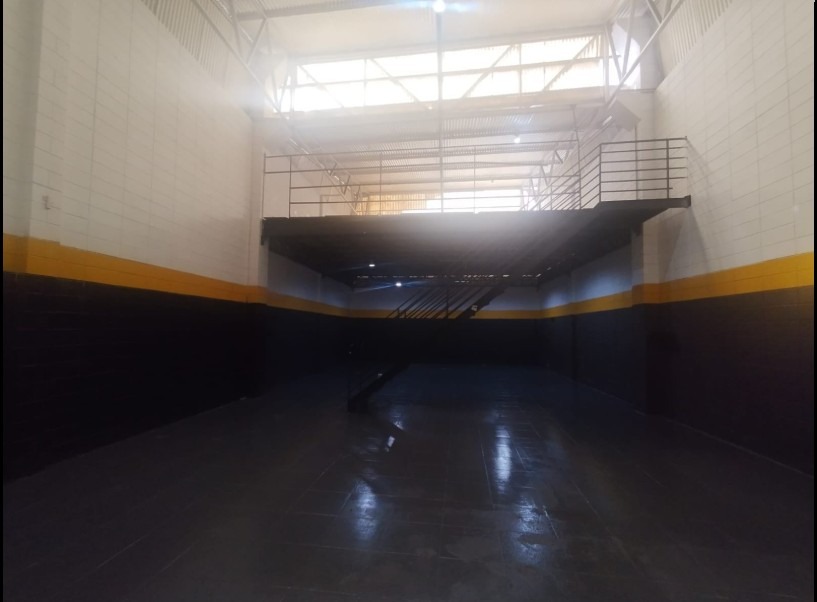 Galpão Comercial com 1078m² para Aluguel e Venda – Diadema