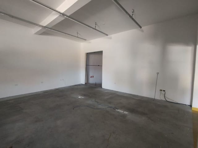Galpão Comercial com 362.5m² para Aluguel – Santo André