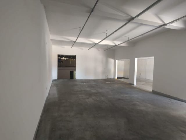 Galpão Comercial com 362.5m² para Aluguel – Santo André