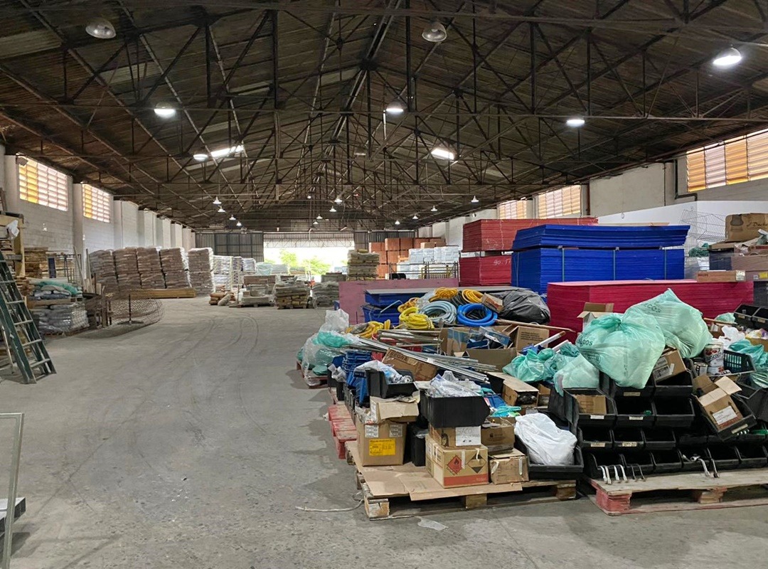 Galpão Industrial com 2300m² para Aluguel – Diadema