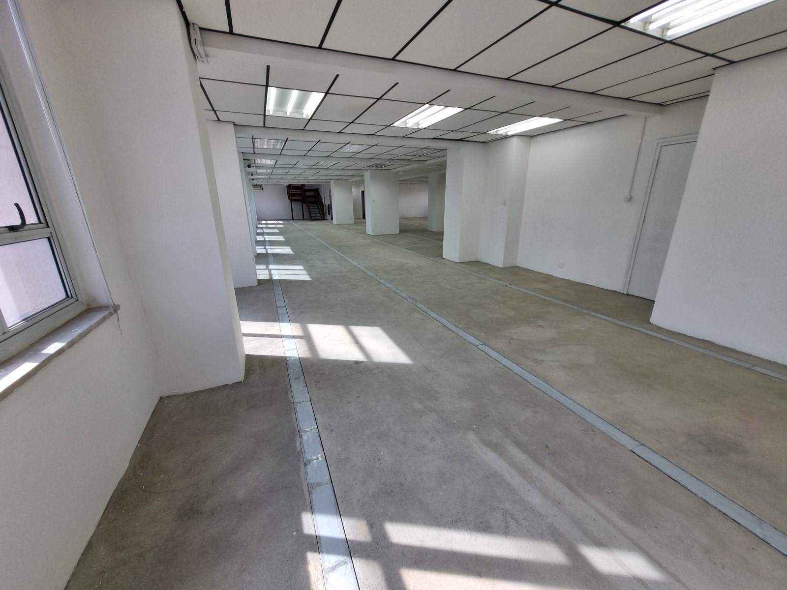 Conjunto Comercial com 562m² para Aluguel – São Paulo