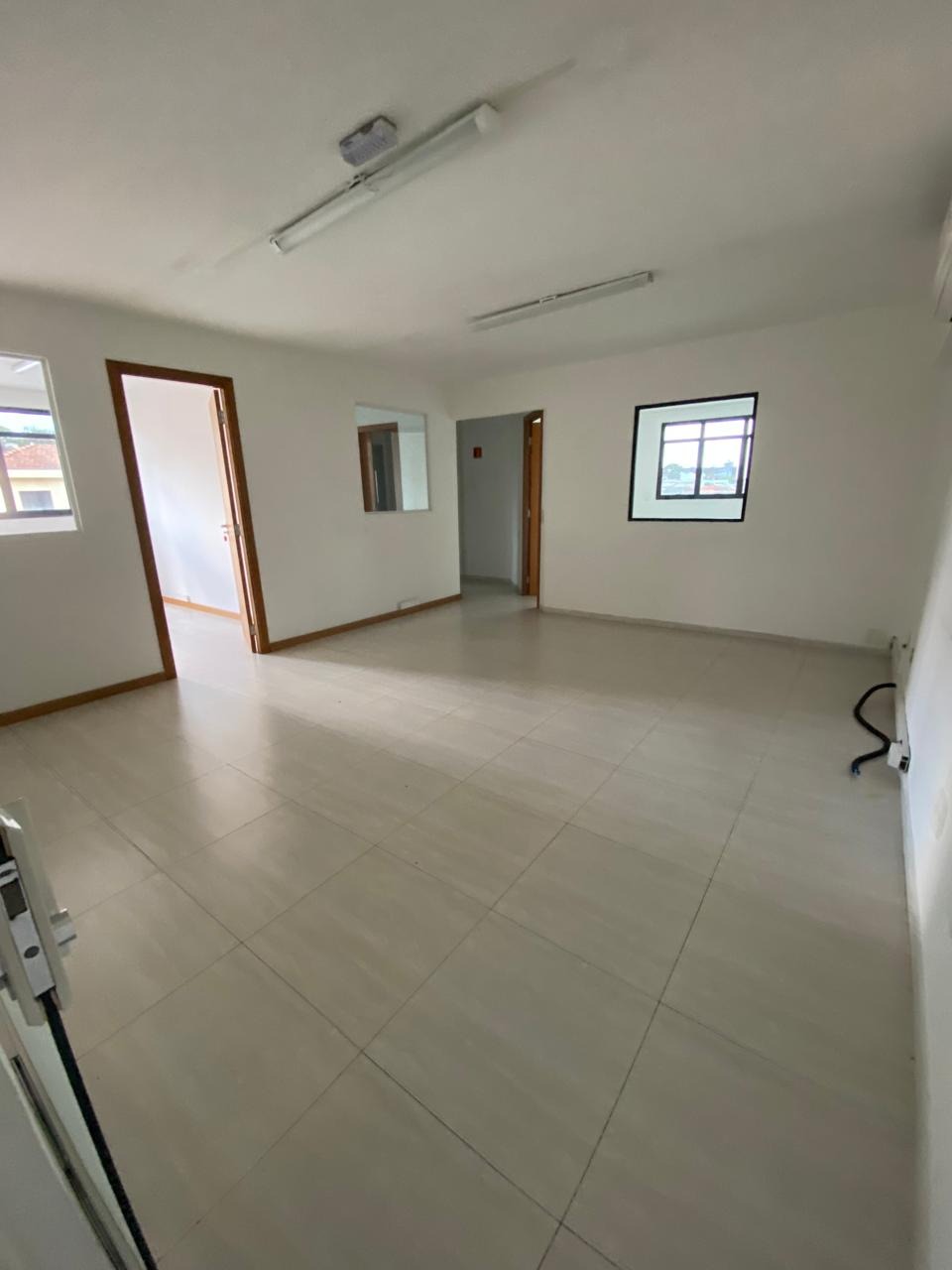Galpão Comercial com 750m² para Venda – São Paulo