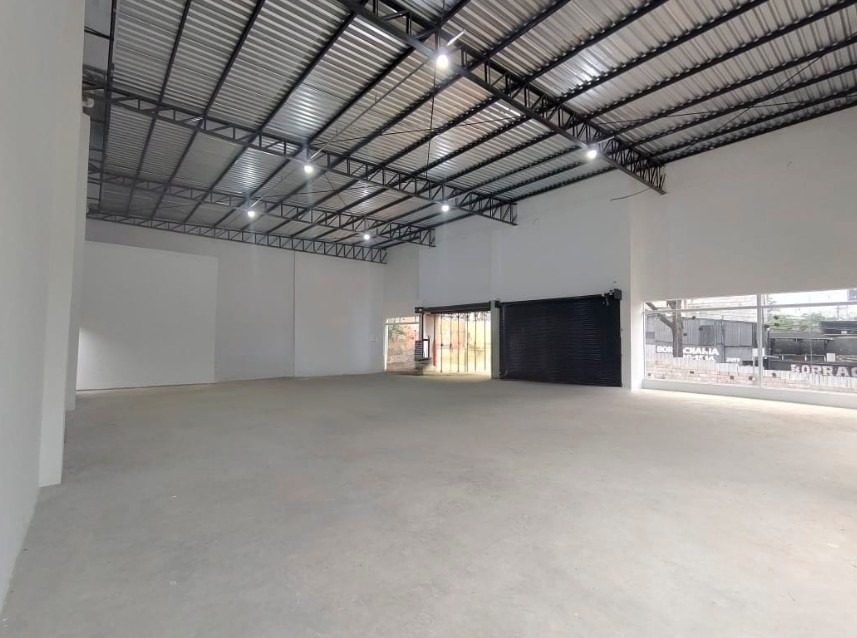 Galpão Comercial com 436m² para Aluguel – Santo André