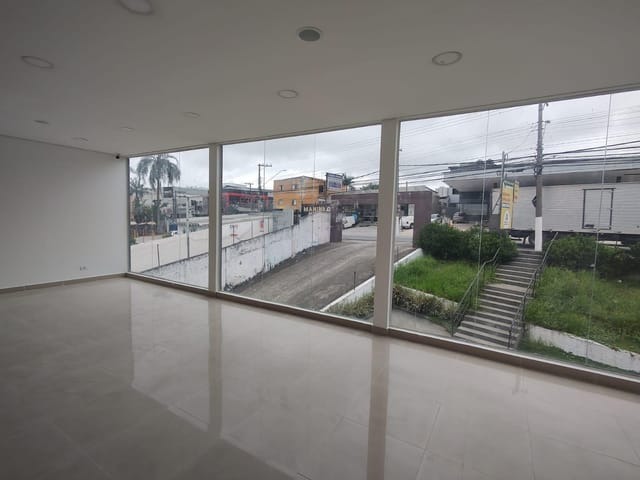 Galpão Comercial com 276.06m² para Aluguel – São Bernardo do Campo