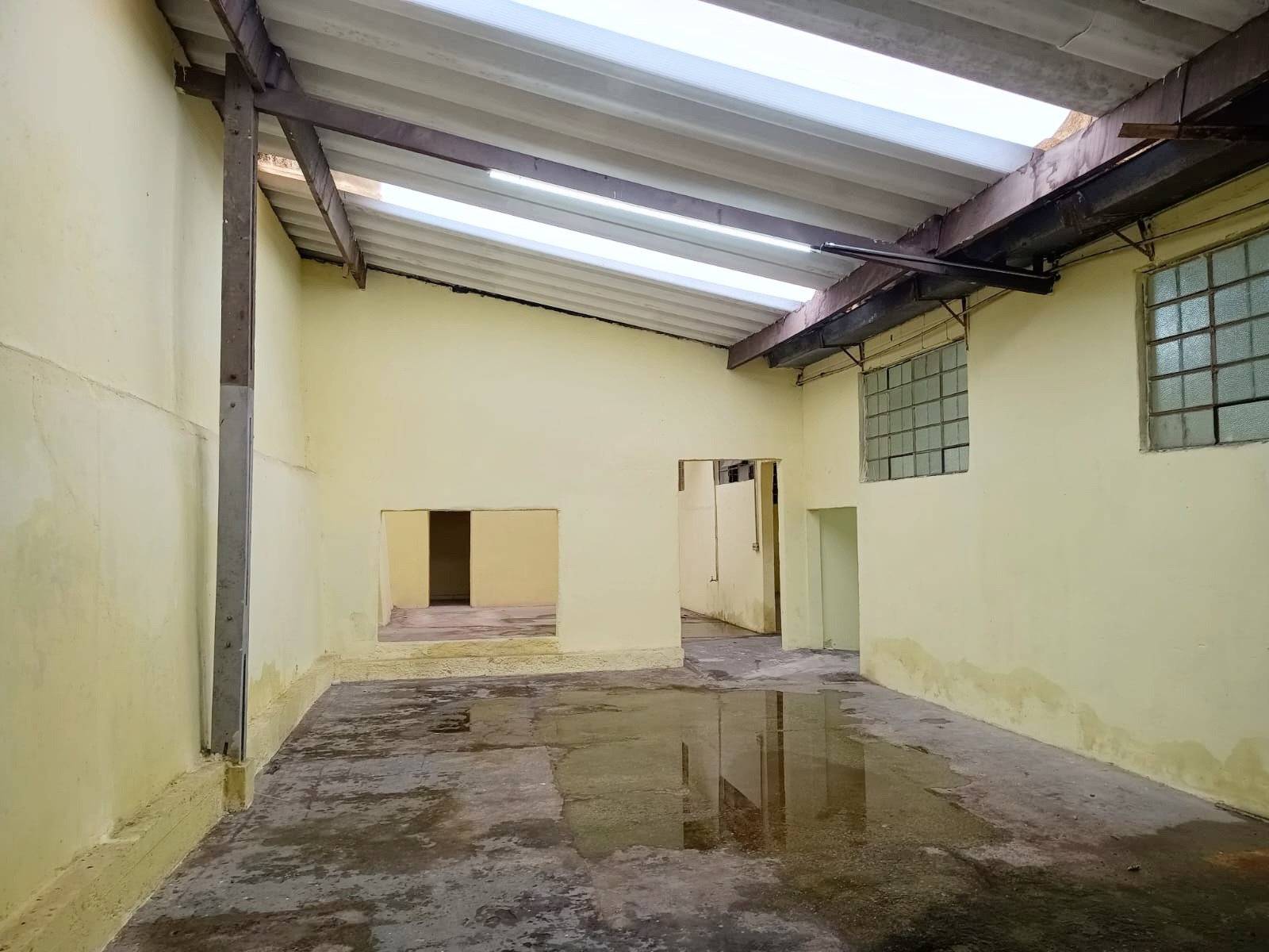 Galpão Industrial com 267m² para Aluguel – Diadema