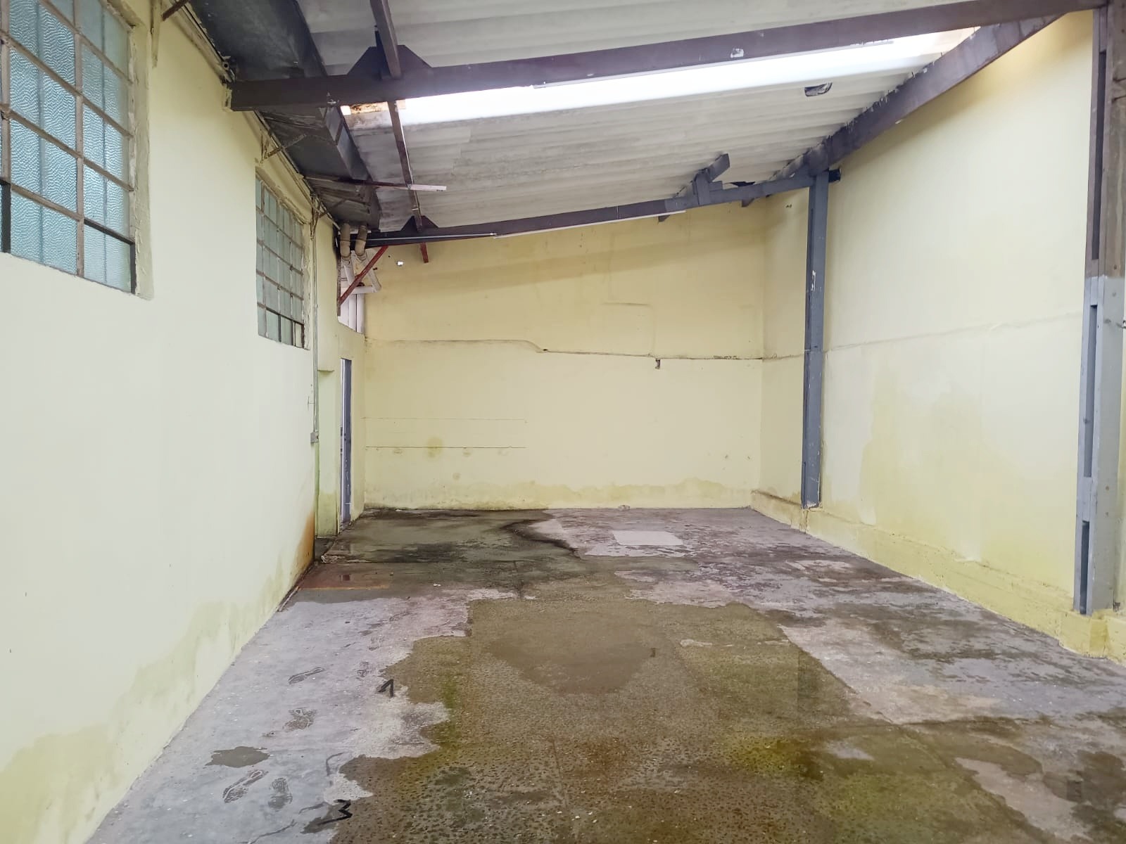 Galpão Industrial com 267m² para Aluguel – Diadema