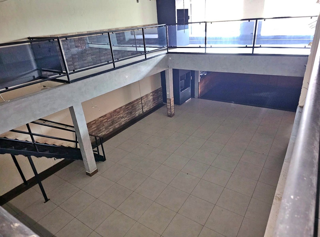 Prédio com 920m² para Aluguel e Venda – Diadema