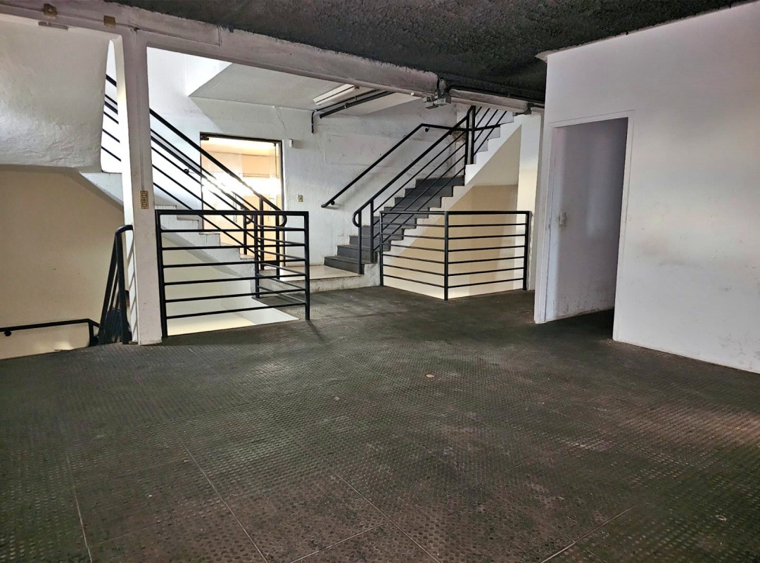 Prédio com 920m² para Aluguel e Venda – Diadema