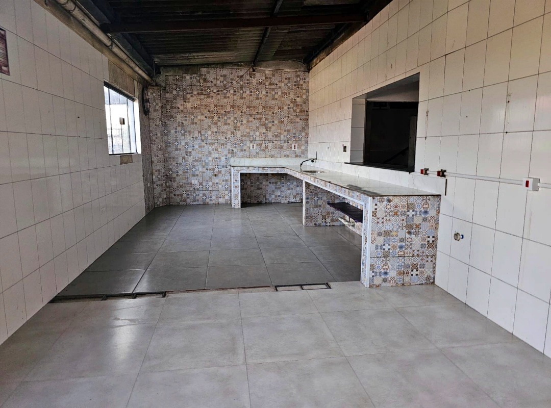 Prédio com 920m² para Aluguel e Venda – Diadema