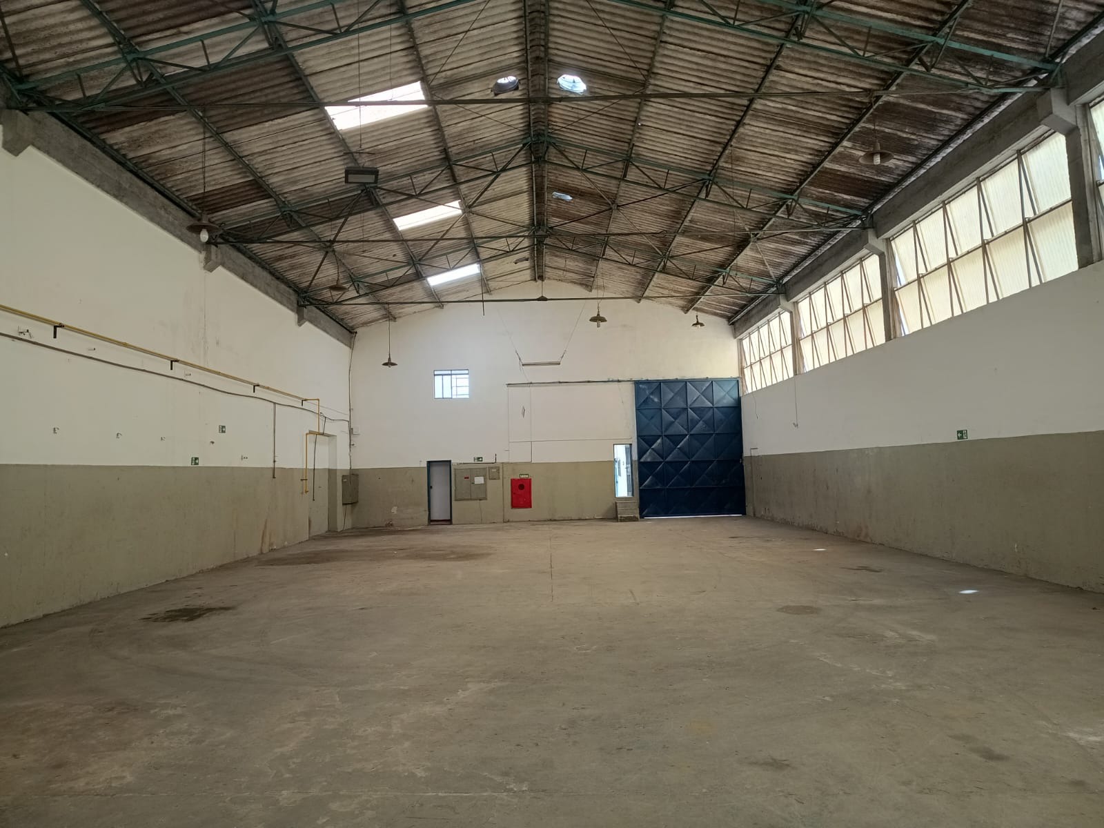 Galpão Industrial com 650m² para Aluguel – Diadema