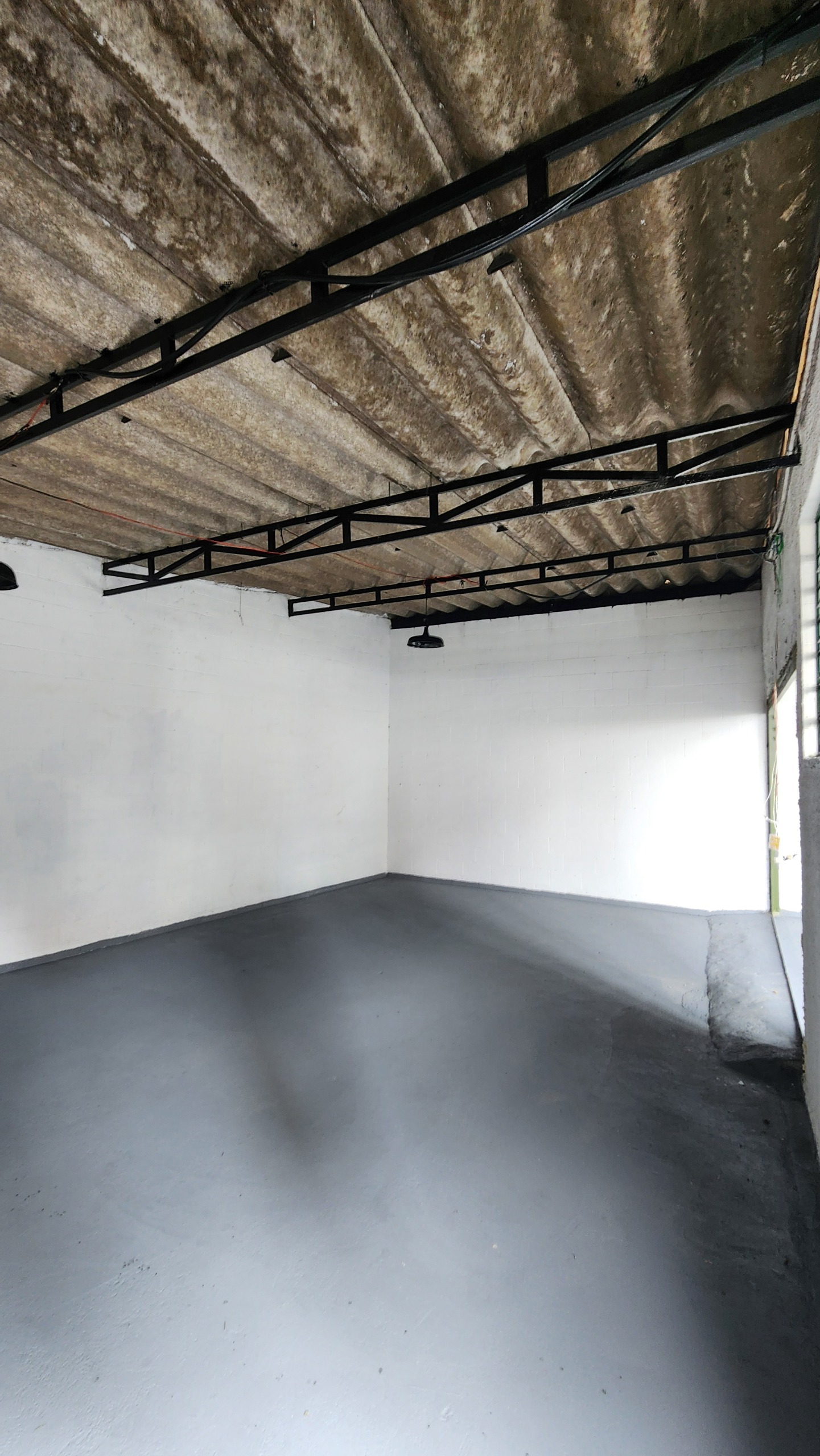 Galpão Industrial com 200m² para Aluguel – São Paulo