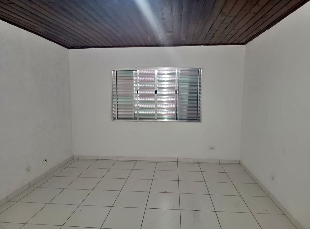 Sala Comercial com 29.38m² para Aluguel – Diadema