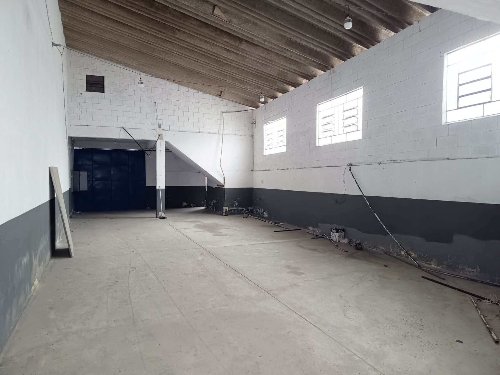 Galpão Industrial com 278m² para Aluguel – Diadema