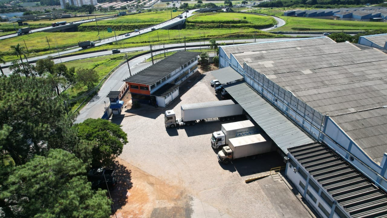 Galpão Industrial com 12500m² para Aluguel e Venda – Jundiaí