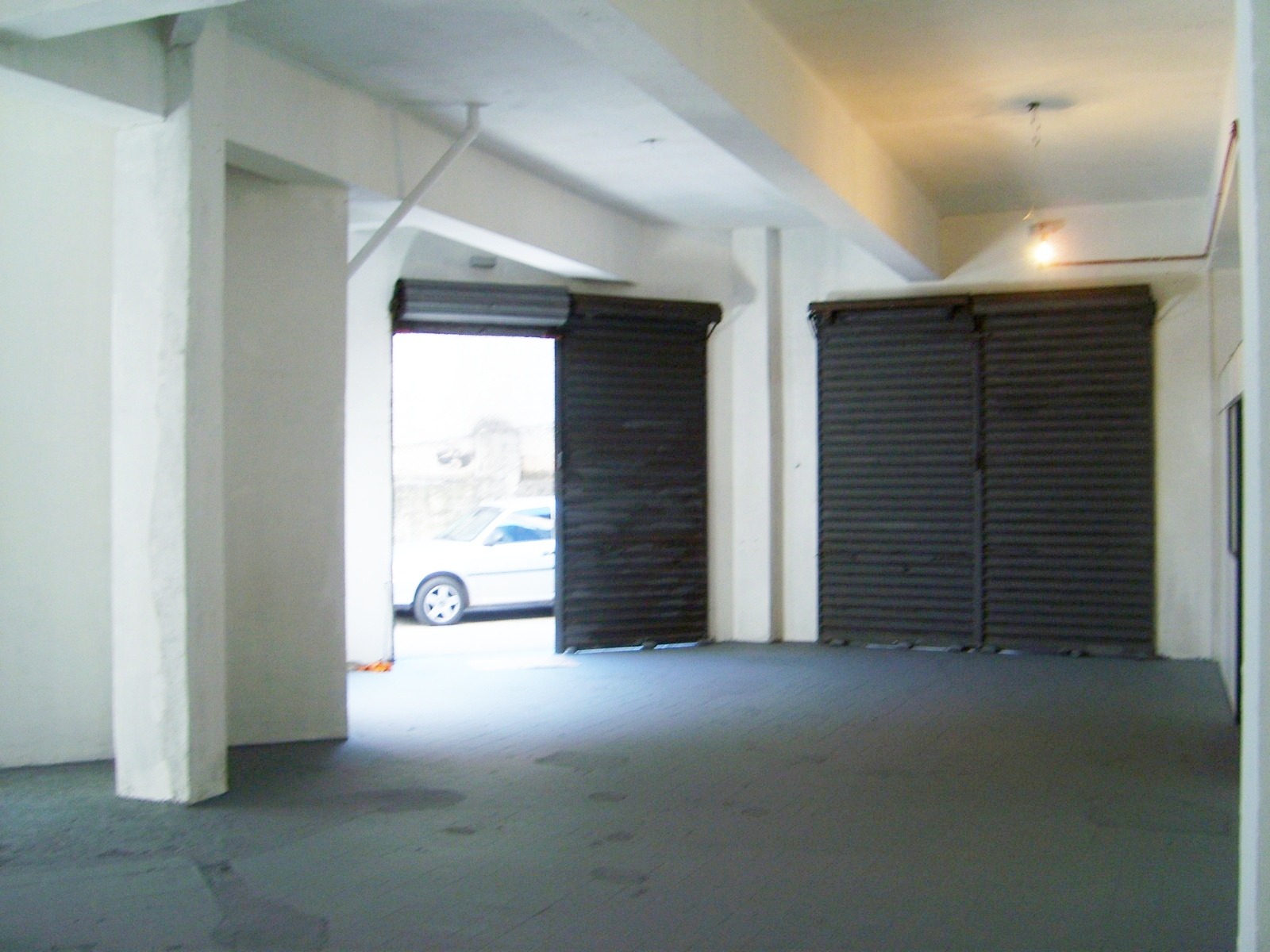 Galpão Industrial com 210m² para Aluguel – São Paulo