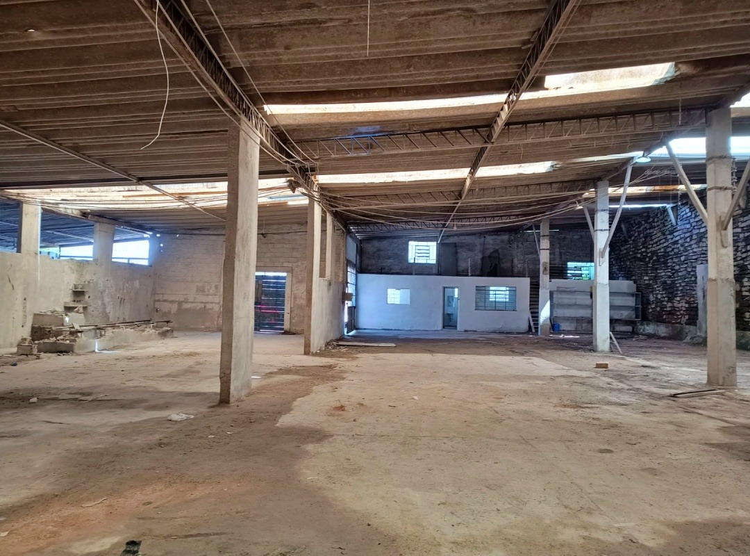 Galpão Industrial com 1180m² para Aluguel – São Paulo